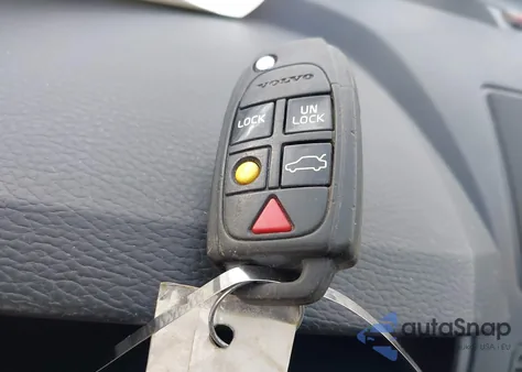 2010 Volvo Xc90 3.2 from USA, damaged, VIN YV4982CZXA1555035